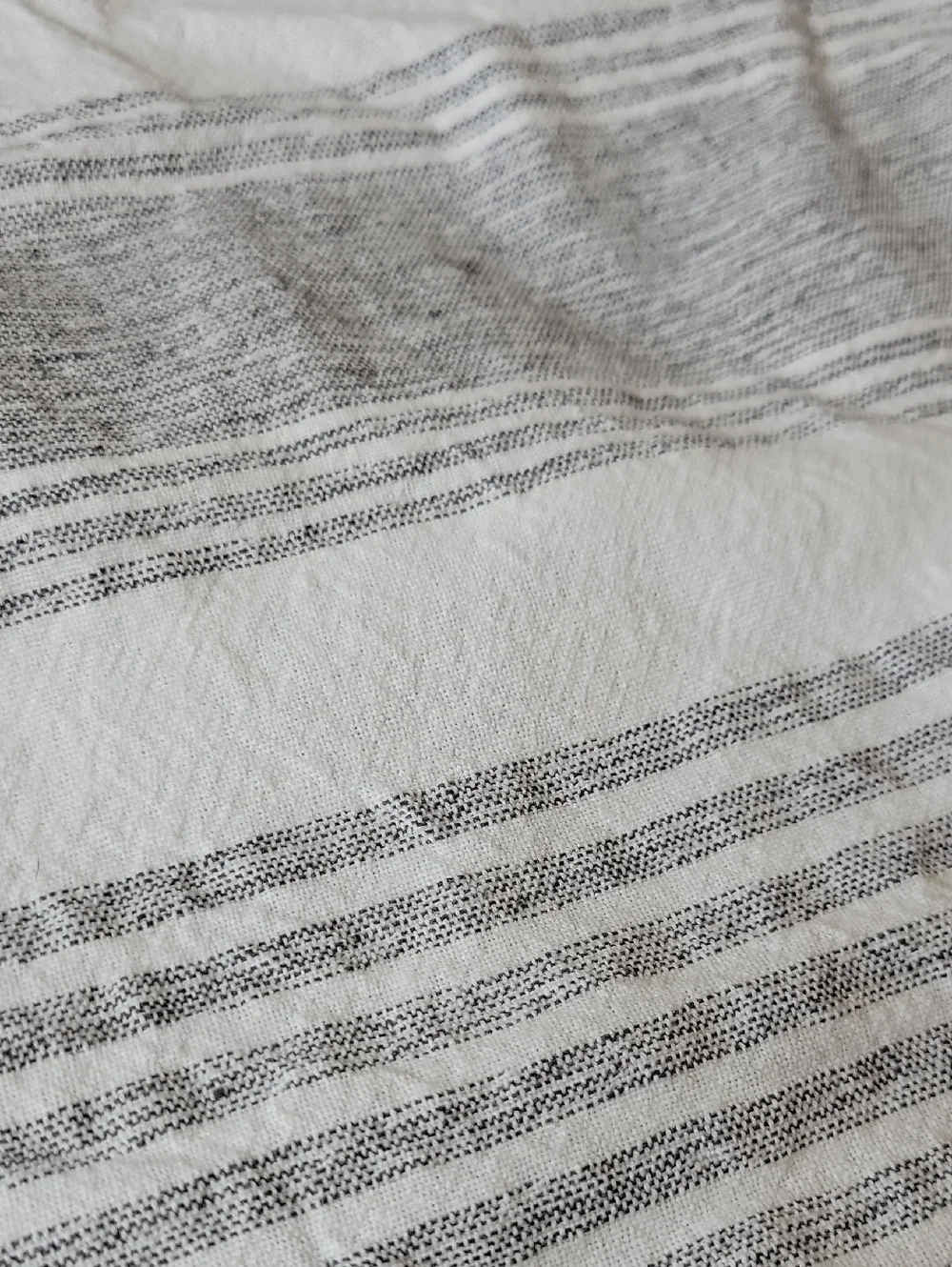 N/A neutral white